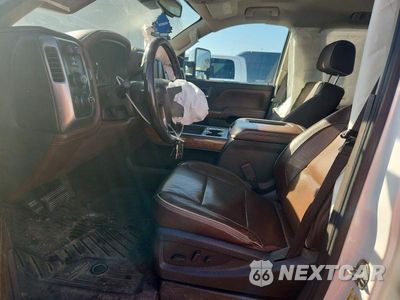 Zdjęcie 7 z 13 samochodu: 2019 CHEVROLET SILVERADO K2500 HIGH COUNTRY VIN:1GC1KUEYXKF219777 - miniatura