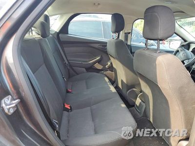 Zdjęcie 10 z 12 samochodu: 2018 FORD FOCUS S VIN:1FADP3E20JL306579 - miniatura