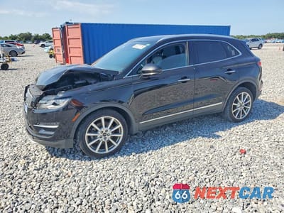 2019 LINCOLN MKC RESERVE 5LMCJ3C92KUL18597 - główne zdjęcie licytacji z USA - miniatura