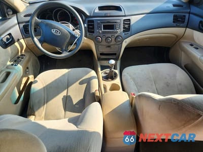 Zdjęcie 8 z 12 samochodu: 2009 KIA OPTIMA LX VIN:KNAGE228695363933 - miniatura