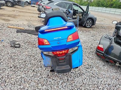 Czwarte zdjęcie samochodu z boku: 2012 HONDA GL1800 VIN:JH2SC68G8CK004060 - miniatura