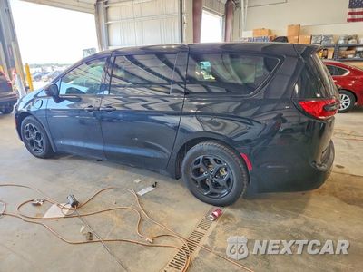 Drugie zdjęcie samochodu z przodu: 2022 CHRYSLER PACIFICA HYBRID LIMITED VIN:2C4RC1S71NR135015 - miniatura