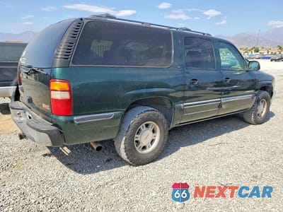 Trzecie zdjęcie samochodu z tyłu: 2001 GMC YUKON XL K1500 VIN:3GKFK16TX1G190046 - miniatura