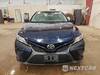 Piąte zdjęcie samochodu w środku: 2019 TOYOTA CAMRY SE VIN:4T1B11HK0KU680457 - miniatura