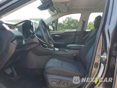 Zdjęcie 7 z 14 samochodu: 2025 TOYOTA RAV4 XLE VIN:2T3P1RFV7SW561720 - miniatura