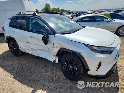 Czwarte zdjęcie samochodu z boku: 2023 TOYOTA RAV4 XSE VIN:2T3E6RFV5PW041273 - miniatura