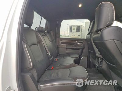 Zdjęcie 10 z 12 samochodu: 2026 RAM 3500 LARAMIE VIN:3C63RRJL9TG278628 - miniatura