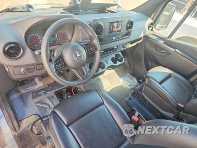 Zdjęcie 8 z 13 samochodu: 2024 MERCEDES-BENZ SPRINTER 4500 DELIVERY VAN VIN:W1Y9ND3Y5RT176759 - miniatura