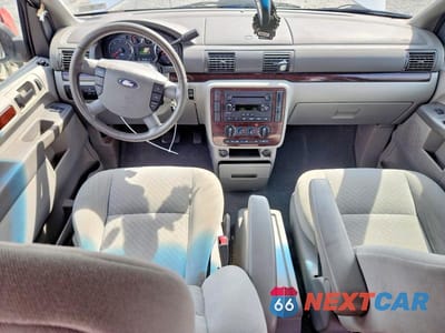 Zdjęcie 8 z 13 samochodu: 2006 FORD FREESTAR SEL VIN:2FMDA52246BA13797 - miniatura