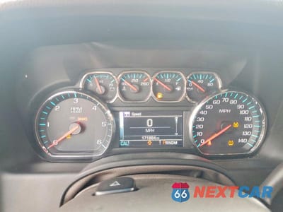 Zdjęcie 9 z 13 samochodu: 2015 CHEVROLET SUBURBAN C1500 LT VIN:1GNSCJKCXFR628365 - miniatura