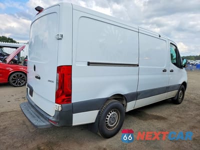 Trzecie zdjęcie samochodu z tyłu: 2019 MERCEDES-BENZ SPRINTER 2500/3500 VIN:WD3PF0CD2KP050625 - miniatura