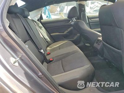 Zdjęcie 10 z 12 samochodu: 2018 HONDA ACCORD SPORT VIN:1HGCV2F3XJA008132 - miniatura