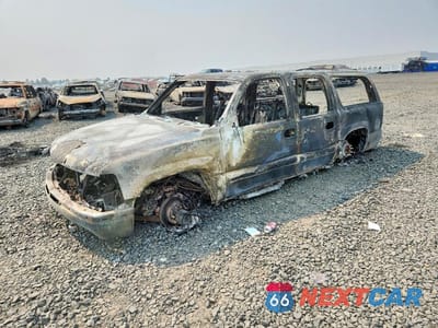 2004 CHEVROLET SUBURBAN K2500 3GNGK26UX4G178277 - główne zdjęcie licytacji z USA - miniatura