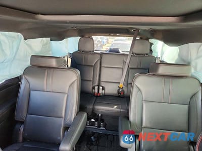 Zdjęcie 10 z 13 samochodu: 2023 CHEVROLET SUBURBAN K1500 RST VIN:1GNSKEKD6PR341528 - miniatura