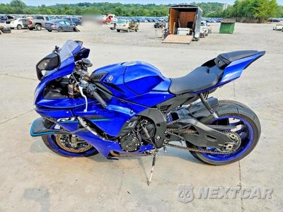 Trzecie zdjęcie samochodu z tyłu: 2026 YAMAHA YZF1000 VIN:JYARNA7EXTA001215 - miniatura