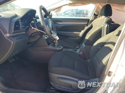 Zdjęcie 7 z 12 samochodu: 2019 HYUNDAI ELANTRA SEL VIN:5NPD84LF5KH481483 - miniatura
