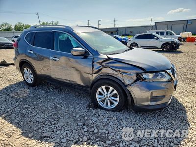Czwarte zdjęcie samochodu z boku: 2018 NISSAN ROGUE S VIN:5N1AT2MV9JC787846 - miniatura