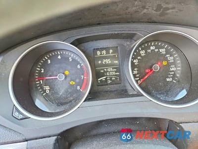 Zdjęcie 9 z 12 samochodu: 2015 VOLKSWAGEN JETTA SE VIN:3VWD17AJ0FM208994 - miniatura