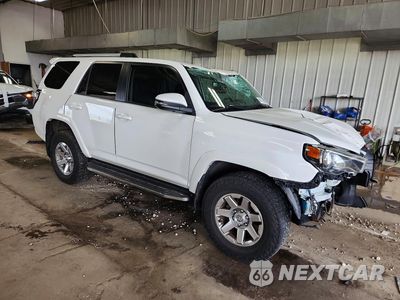 Czwarte zdjęcie samochodu z boku: 2016 TOYOTA 4RUNNER TRAIL PREMIUM VIN:JTEBU5JR1G5400231 - miniatura