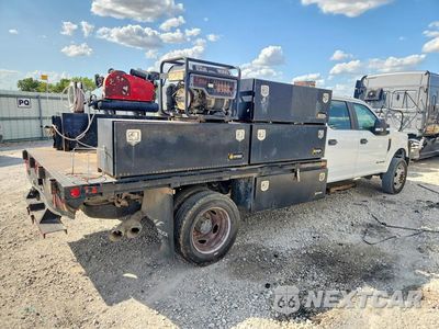 Trzecie zdjęcie samochodu z tyłu: 2017 FORD F450 SUPER DUTY VIN:1FD0W4GT9HEF40558 - miniatura