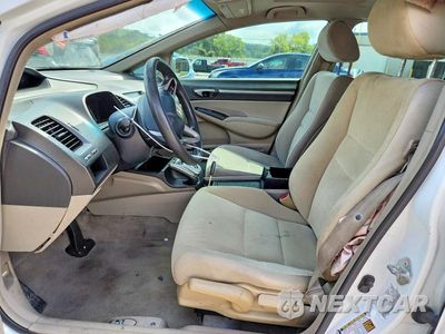 Zdjęcie 7 z 13 samochodu: 2010 HONDA CIVIC EX VIN:19XFA1F81AE058752 - miniatura