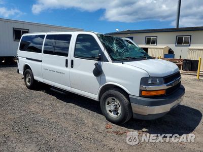 Czwarte zdjęcie samochodu z boku: 2017 CHEVROLET EXPRESS G3500 LT VIN:1GAZGPFF2H1328087 - miniatura