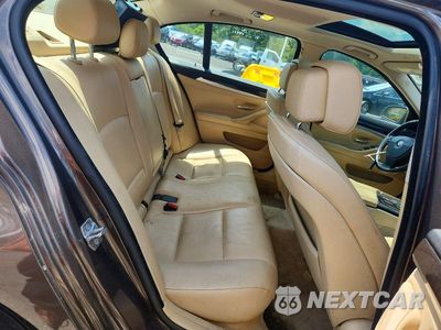 Zdjęcie 10 z 12 samochodu: 2013 BMW 528 XI VIN:WBAXH5C57DD111443 - miniatura