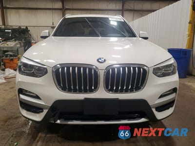 Piąte zdjęcie samochodu w środku: 2019 BMW X3 XDRIVE30I VIN:5UXTR9C55KLD96024 - miniatura
