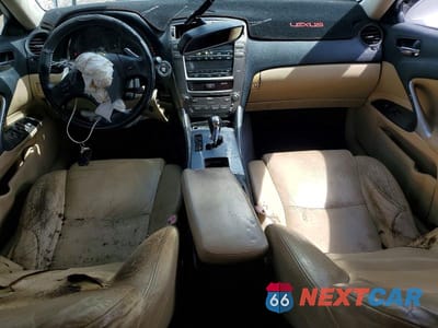Zdjęcie 8 z 13 samochodu: 2008 LEXUS IS 250 BASE VIN:JTHBK262582065321 - miniatura