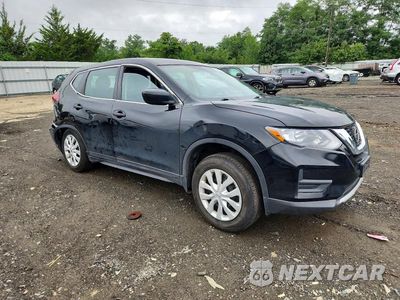 Czwarte zdjęcie samochodu z boku: 2018 NISSAN ROGUE S VIN:KNMAT2MV3JP511949 - miniatura