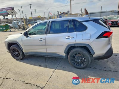 Drugie zdjęcie samochodu z przodu: 2022 TOYOTA RAV4 LE VIN:2T3H1RFV4NC211830 - miniatura