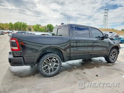Trzecie zdjęcie samochodu z tyłu: 2019 RAM 1500 LARAMIE VIN:1C6SRFJT3KN612944 - miniatura
