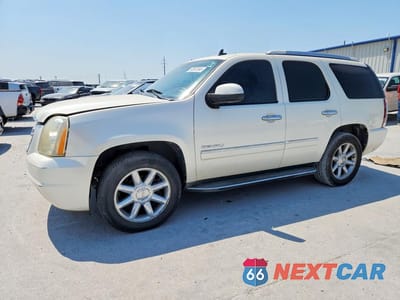 2011 GMC YUKON DENALI 1GKS2EEF6BR202874 - główne zdjęcie licytacji z USA - miniatura