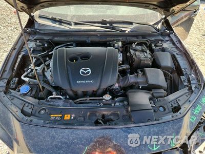 Zdjęcie 11 z 12 samochodu: 2019 MAZDA 3 VIN:JM1BPAJM3K1121209 - miniatura