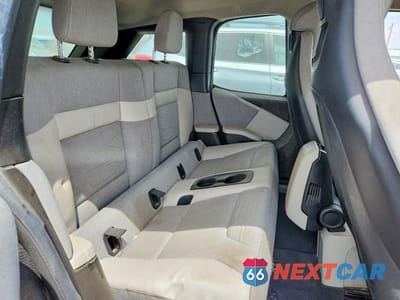 Zdjęcie 10 z 12 samochodu: 2014 BMW I3 BEV VIN:WBY1Z2C51EV284969 - miniatura
