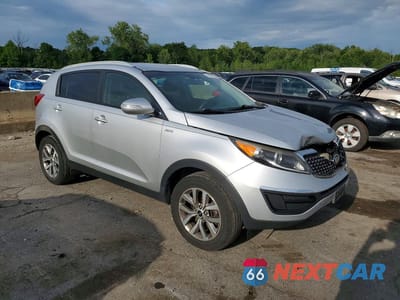 Czwarte zdjęcie samochodu z boku: 2015 KIA SPORTAGE LX VIN:KNDPBCAC1F7734097 - miniatura
