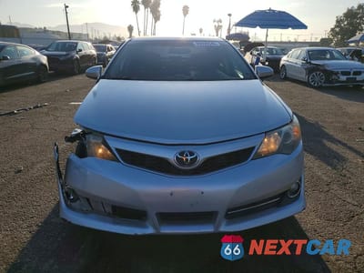 Piąte zdjęcie samochodu w środku: 2013 TOYOTA CAMRY SE VIN:4T1BF1FKXDU280977 - miniatura