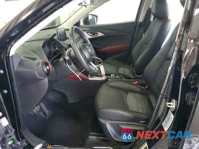 Zdjęcie 7 z 12 samochodu: 2018 MAZDA CX-3 TOURING VIN:JM1DKDC78J1323896 - miniatura