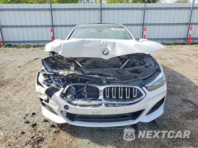 Piąte zdjęcie samochodu w środku: 2023 BMW 840XI VIN:WBAGV4C04PCL65628 - miniatura
