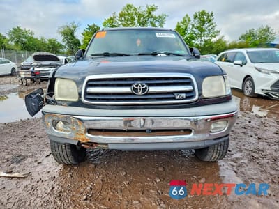 Piąte zdjęcie samochodu w środku: 2002 TOYOTA TUNDRA ACCESS CAB LIMITED VIN:5TBBT48192S282782 - miniatura