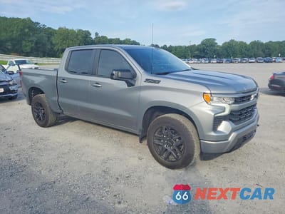 Czwarte zdjęcie samochodu z boku: 2025 CHEVROLET SILVERADO K1500 RST VIN:2GCUKEED6S1147595 - miniatura
