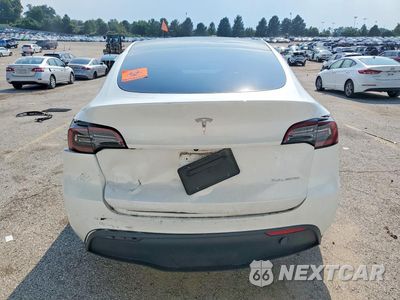 Zdjęcie 6 z 12 samochodu: 2023 TESLA MODEL Y VIN:7SAYGDEE6PA081804 - miniatura