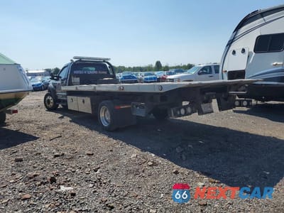 Drugie zdjęcie samochodu z przodu: 2017 FORD F550 SUPER DUTY VIN:1FDUF5HTXHEC23703 - miniatura