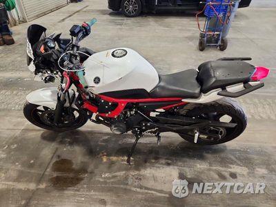 Trzecie zdjęcie samochodu z tyłu: 2013 YAMAHA FZ6 R VIN:JYARJ18E9DA010659 - miniatura