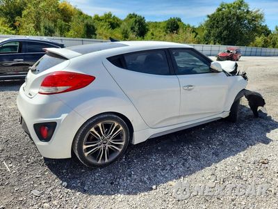 Trzecie zdjęcie samochodu z tyłu: 2016 HYUNDAI VELOSTER TURBO VIN:KMHTC6AE3GU285504 - miniatura