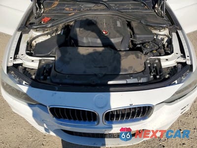 Zdjęcie 11 z 12 samochodu: 2018 BMW 330 I VIN:WBA8B9G56JNU99441 - miniatura
