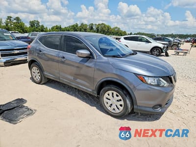 Czwarte zdjęcie samochodu z boku: 2019 NISSAN ROGUE SPORT S VIN:JN1BJ1CP3KW239730 - miniatura