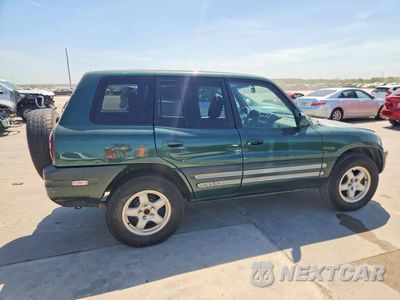 Trzecie zdjęcie samochodu z tyłu: 1999 TOYOTA RAV4 BASE VIN:JT3GP10V9X7059940 - miniatura