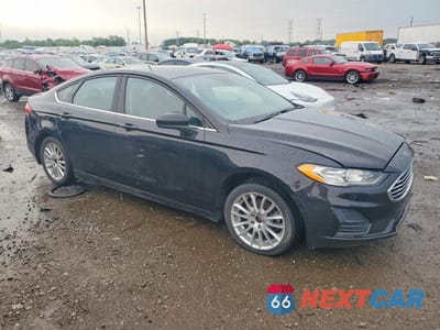 Czwarte zdjęcie samochodu z boku: 2020 FORD FUSION SE VIN:3FA6P0HD0LR125457 - miniatura