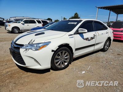 2015 TOYOTA CAMRY HYBRID XLE 4T1BD1FK8FU147028 - główne zdjęcie licytacji z USA - miniatura